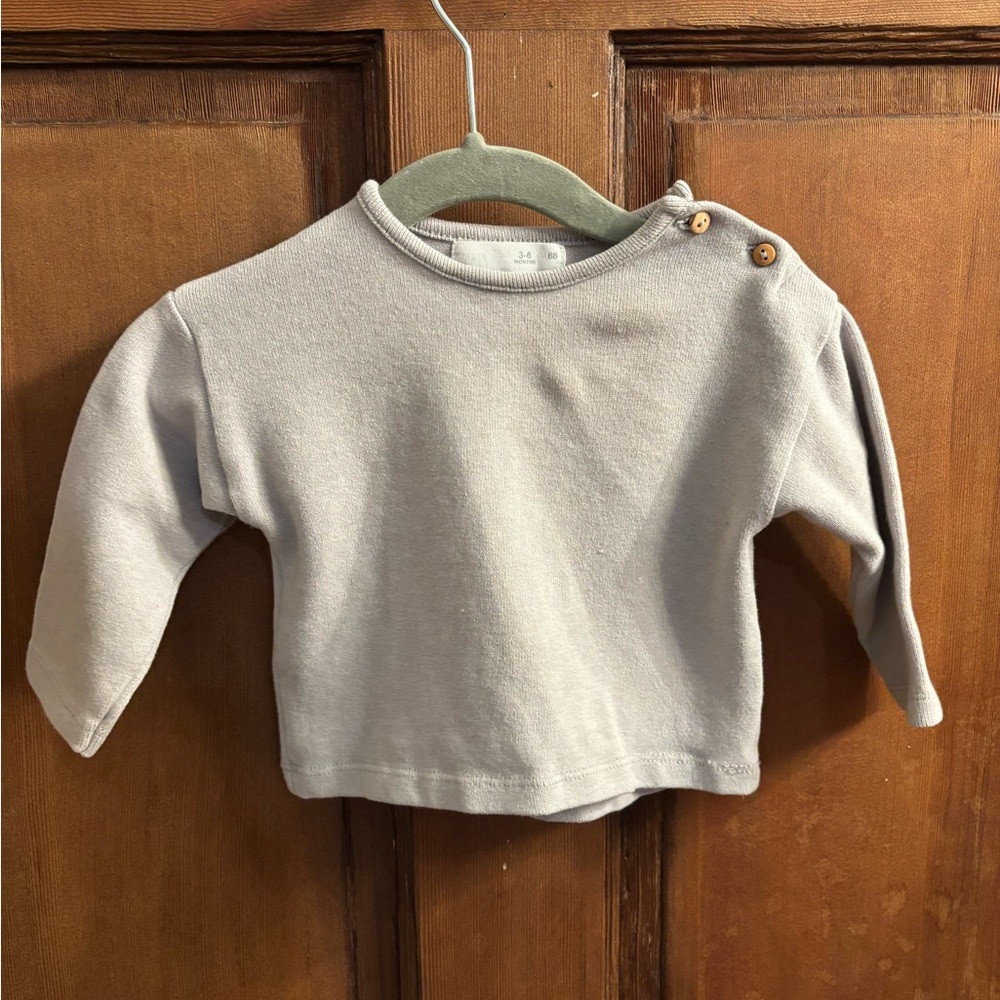 Zara Kids Long Sleeve Top in Light Gray
